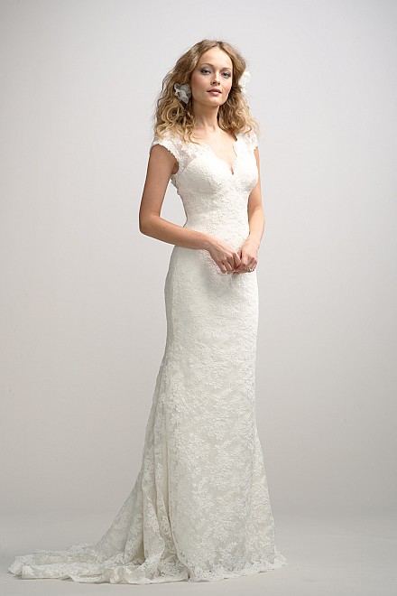 short-sleeves-wedding-gown